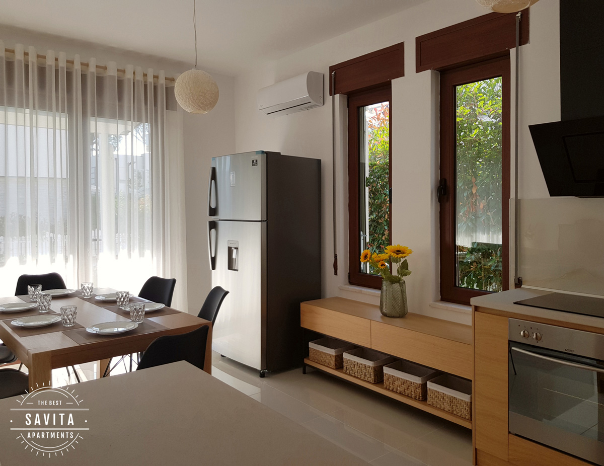 SAVITA-APARTMENT-8-LOGO